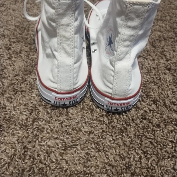 Converse men size 9.5, or 11.5 women Chuck Taylor All Star 70 High Parchment. - Picture 4 of 12